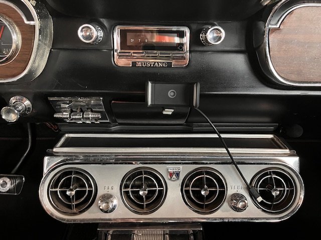 Ford Mustang - Photo 23