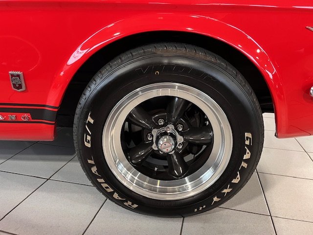 Ford Mustang - Photo 27