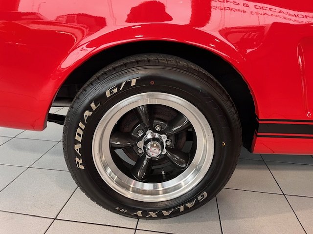 Ford Mustang - Photo 28