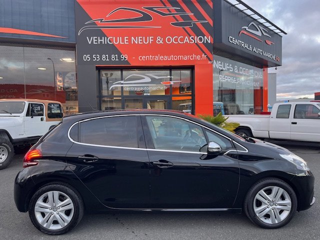 Peugeot 208 - Photo 17