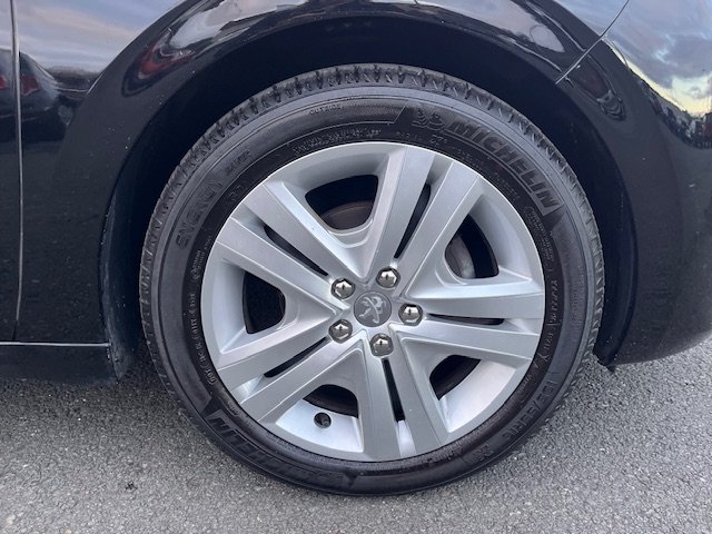 Peugeot 208 - Photo 19