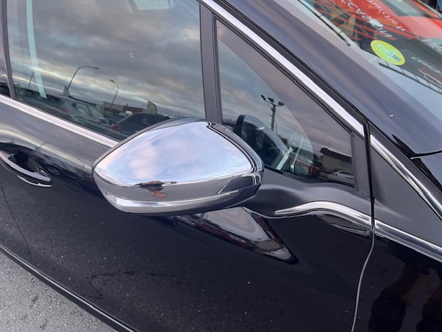 Peugeot 208 - Photo 31