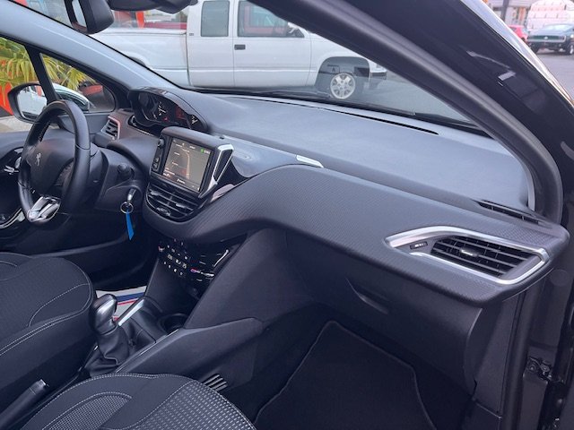 Peugeot 208 - Photo 4
