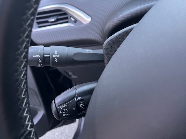 Peugeot 208 - Photo 42