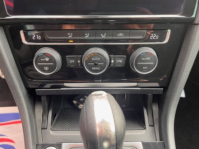 Volkswagen Golf - Photo 16