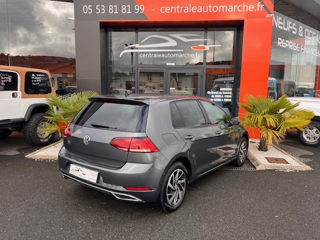 Volkswagen Golf - Photo 2