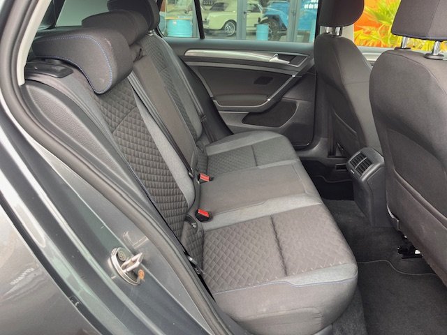 Volkswagen Golf - Photo 28