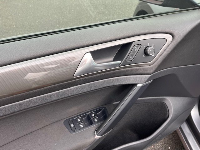 Volkswagen Golf - Photo 41