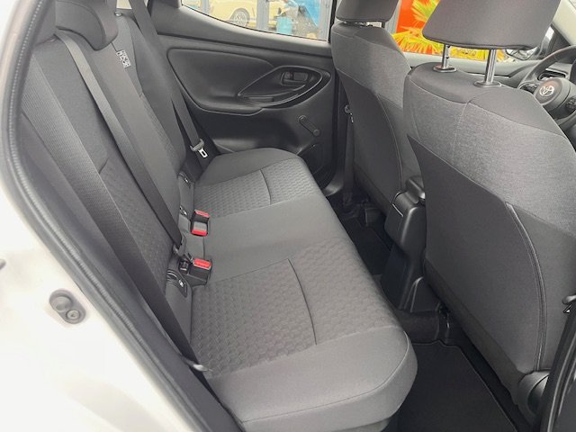 Toyota Yaris - Photo 28