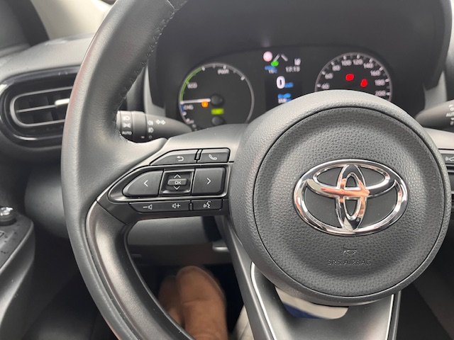 Toyota Yaris - Photo 50