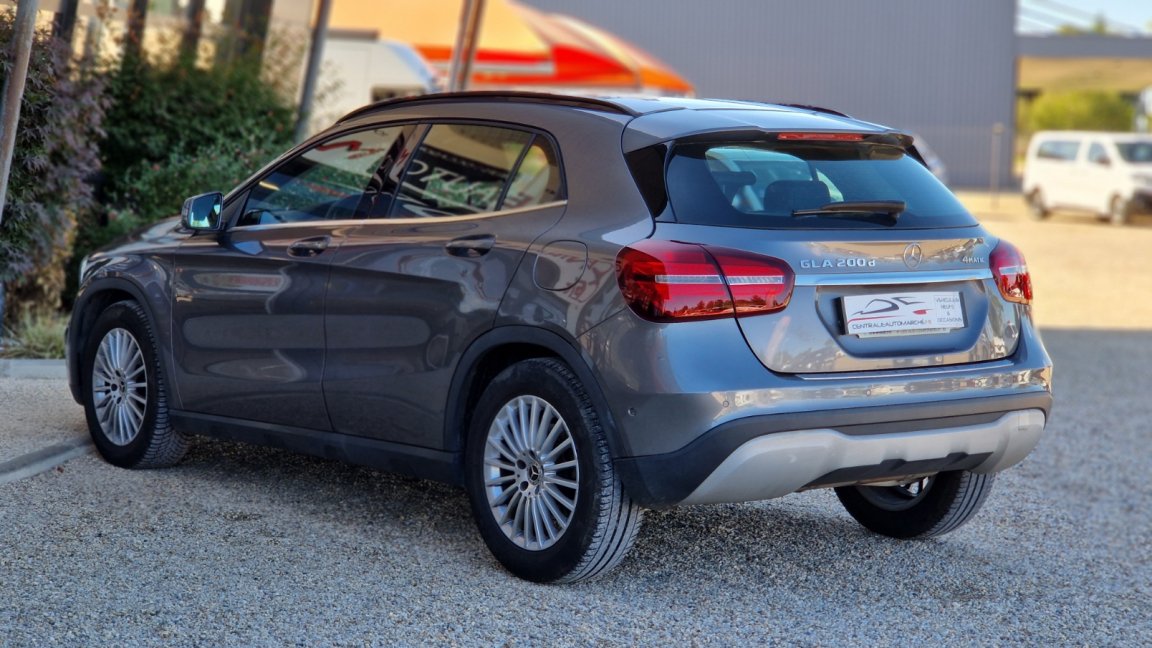 Mercedes Gla - Photo 14