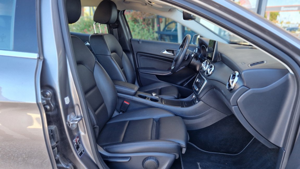 Mercedes Gla - Photo 22