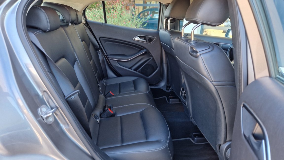 Mercedes Gla - Photo 26