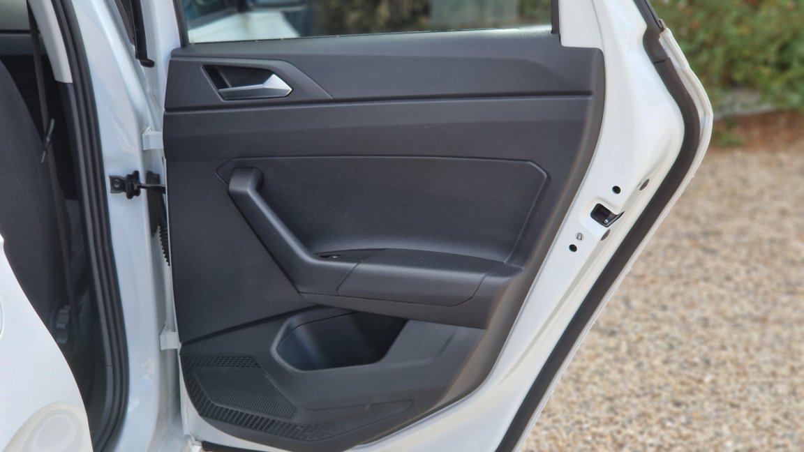 Volkswagen Polo - Photo 30