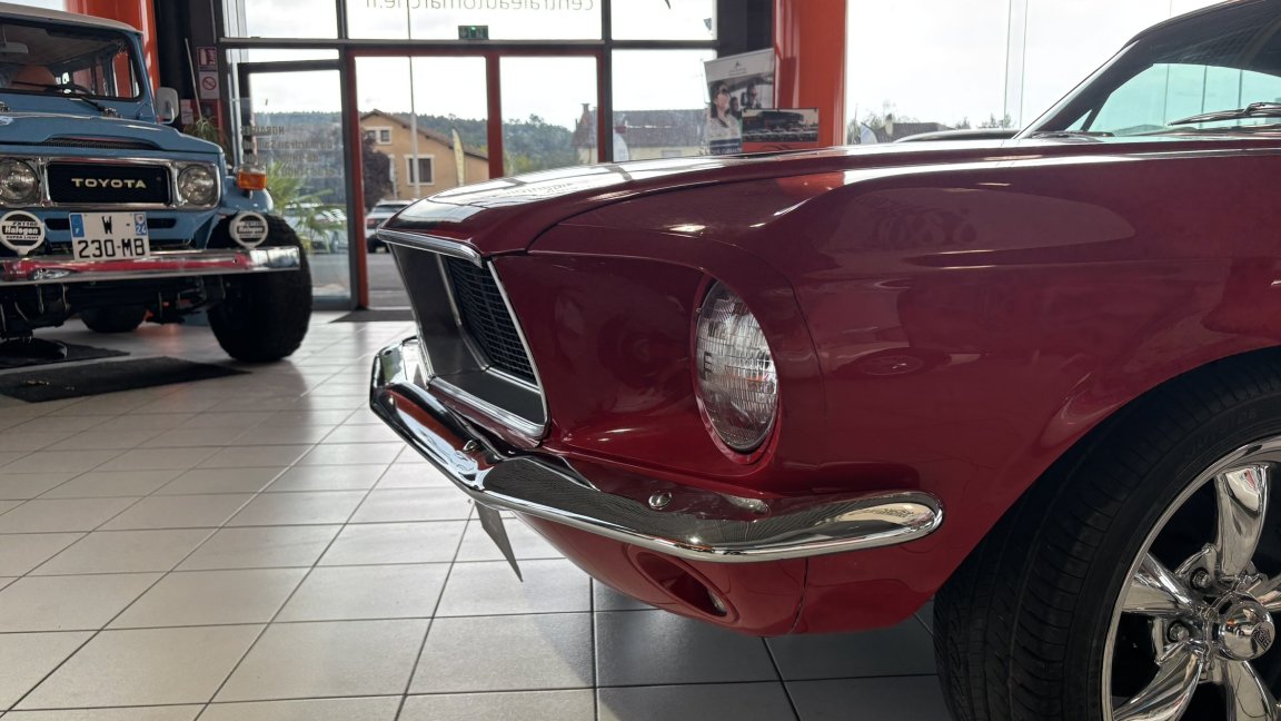 Ford Mustang - Photo 16
