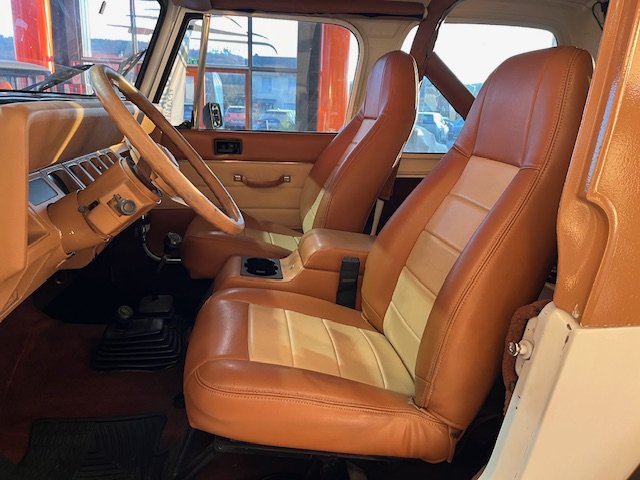 Jeep Wrangler - Photo 16
