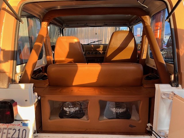 Jeep Wrangler - Photo 19