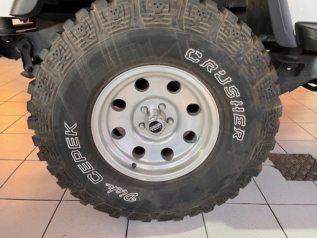 Jeep Wrangler - Photo 24
