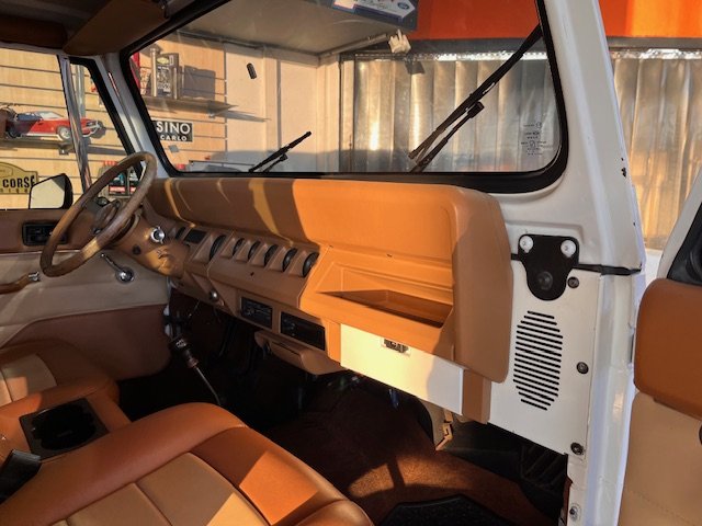 Jeep Wrangler - Photo 8