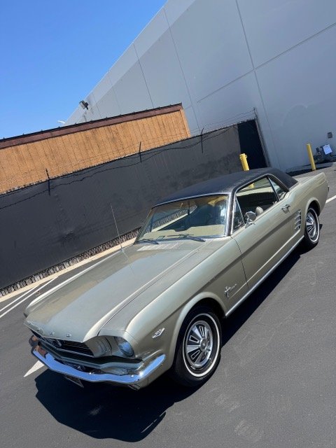Ford Mustang