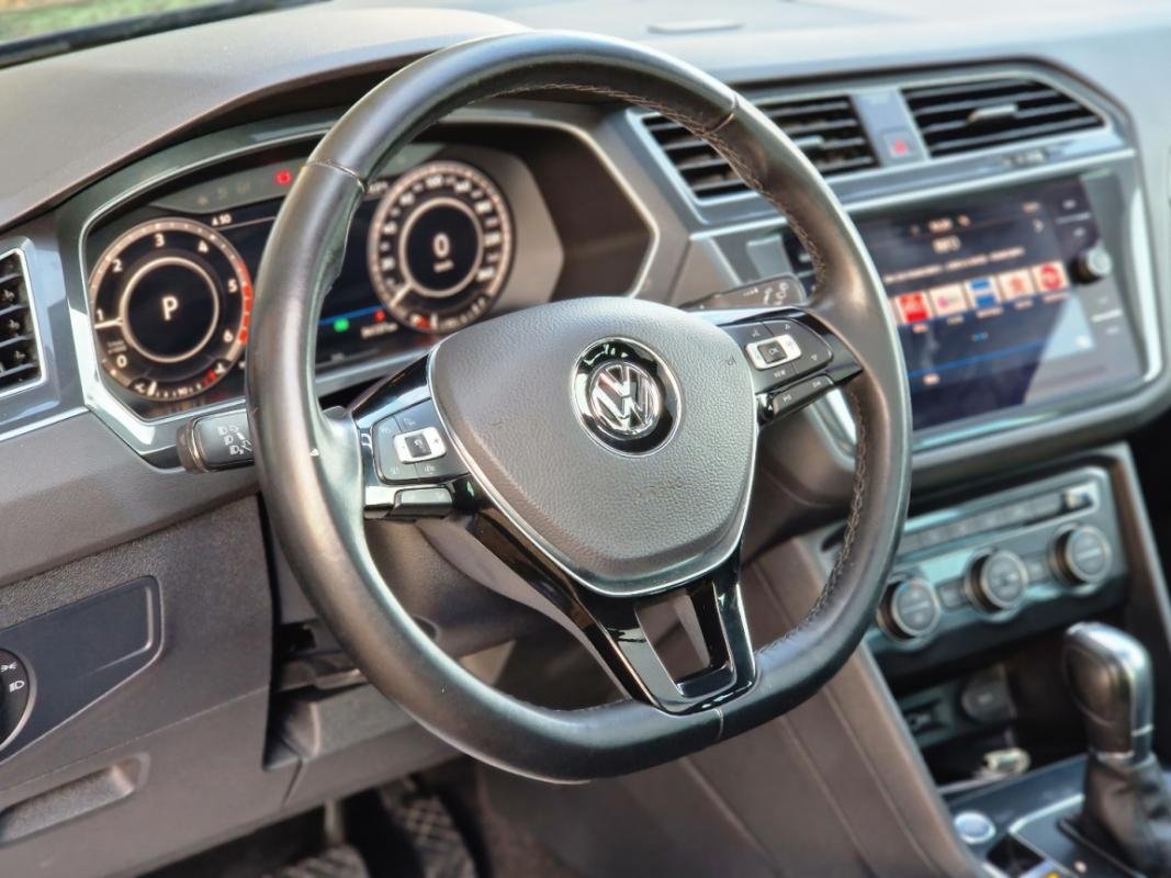 Volkswagen Tiguan - Photo 22