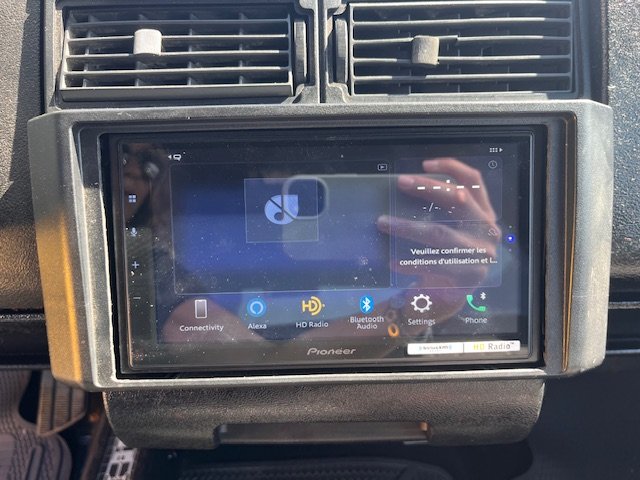 GMC Sierra - Photo 21