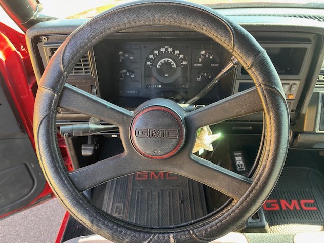 GMC Sierra - Photo 9