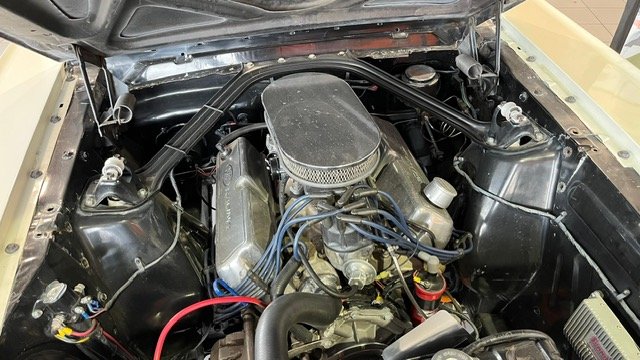 Ford Mustang - Photo 17