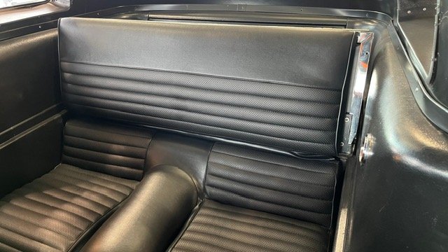 Ford Mustang - Photo 3