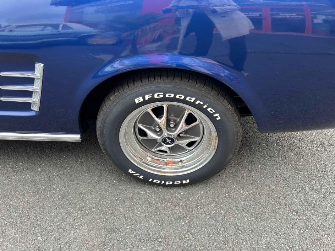 Ford Mustang - Photo 14