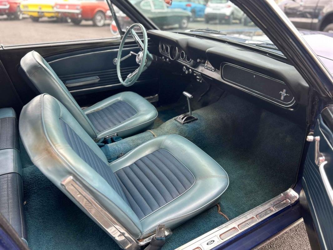 Ford Mustang - Photo 16
