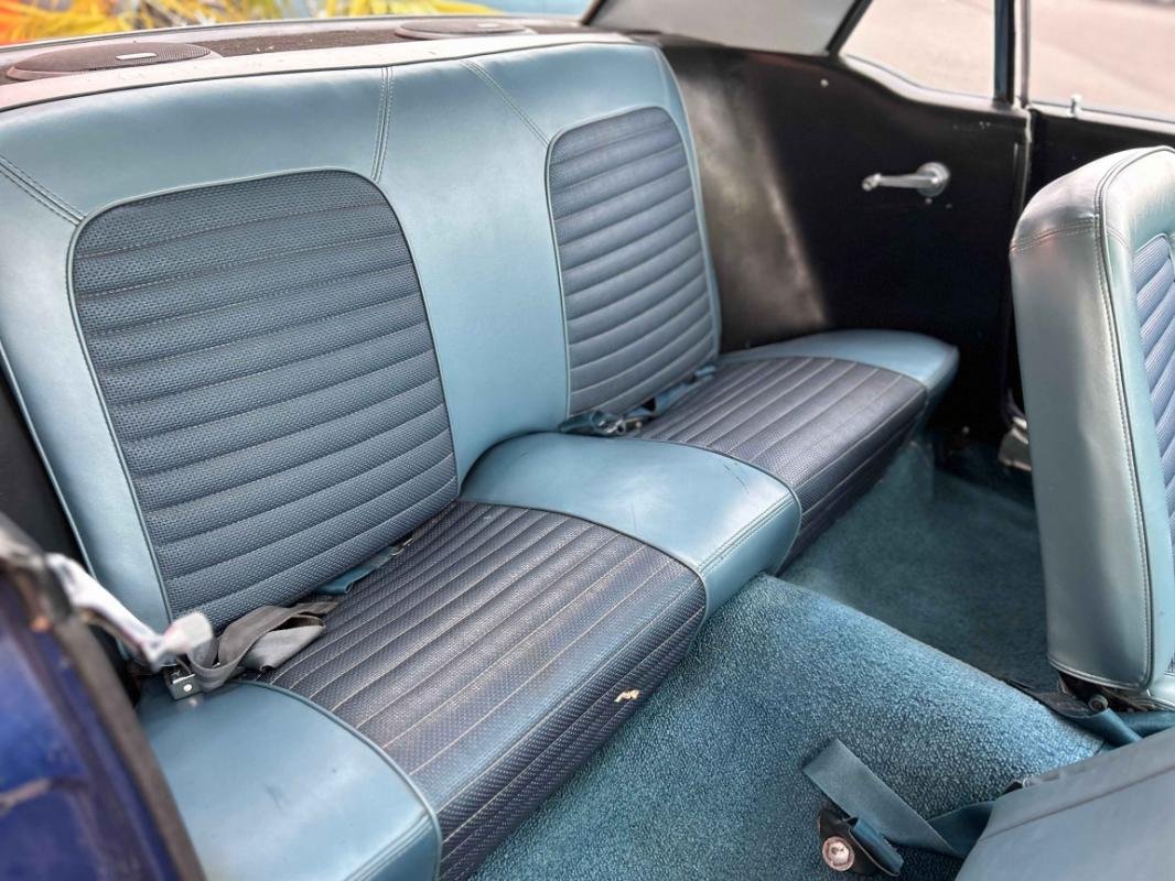 Ford Mustang - Photo 18
