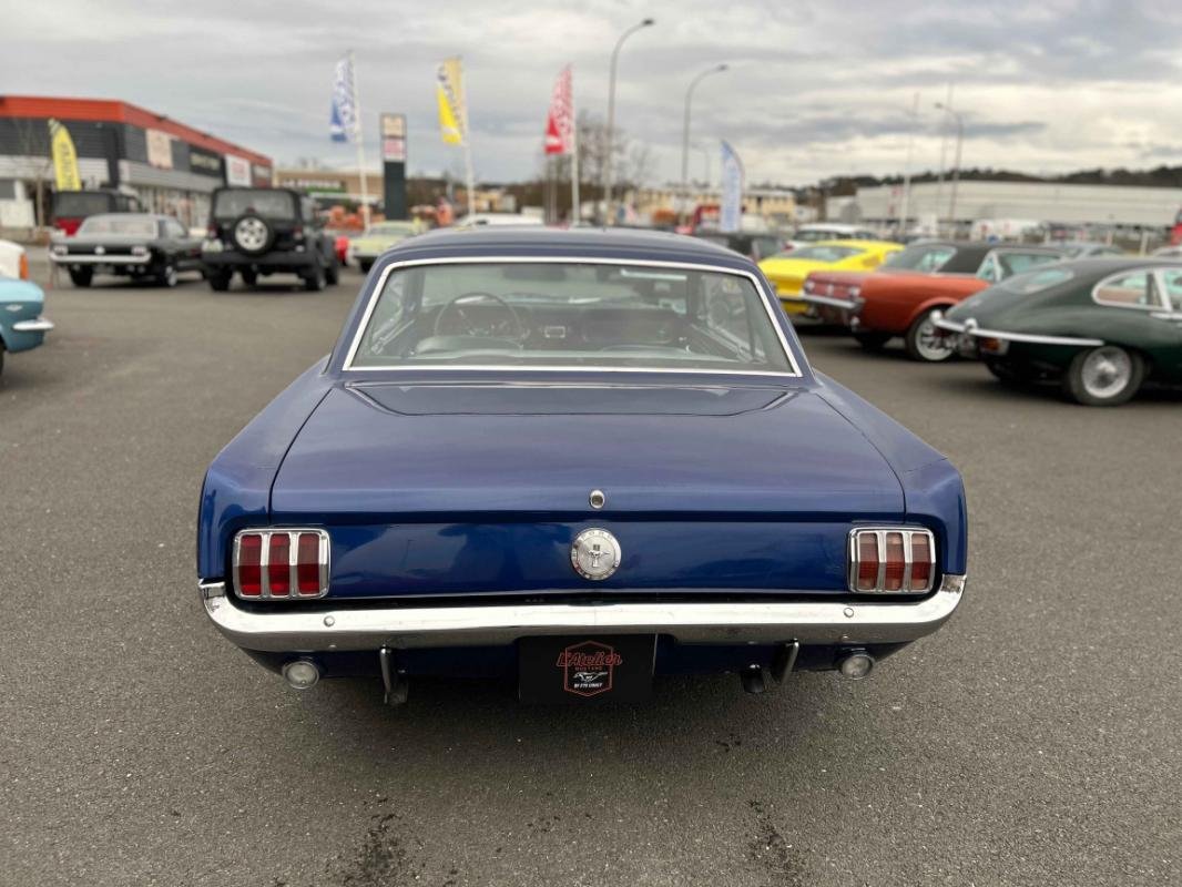 Ford Mustang - Photo 20