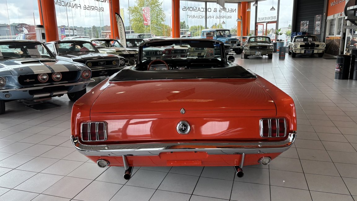 Ford Mustang - Photo 14