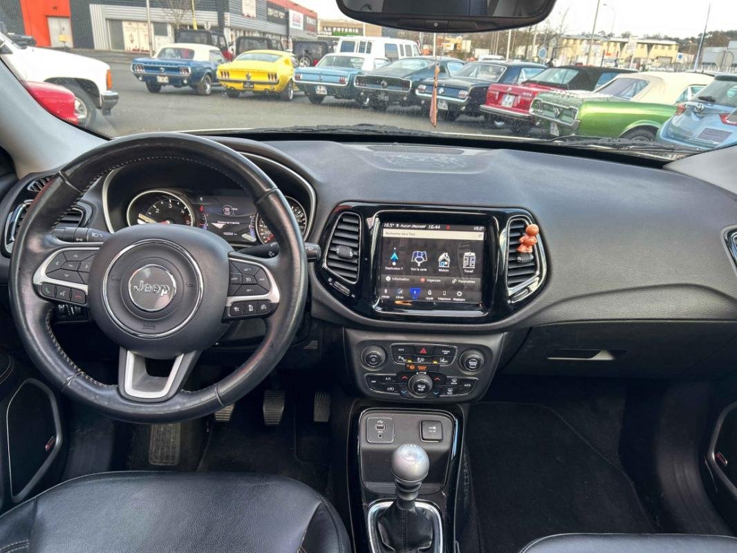 Jeep Compass - Photo 18