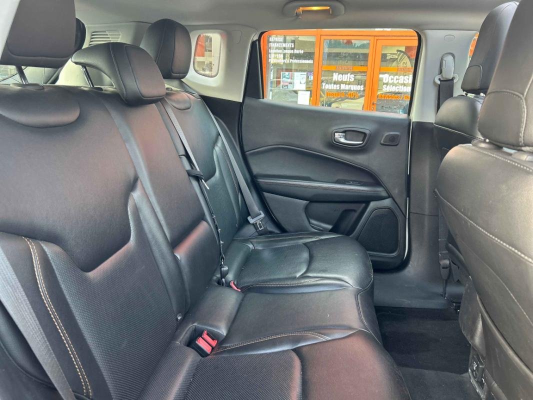 Jeep Compass - Photo 44