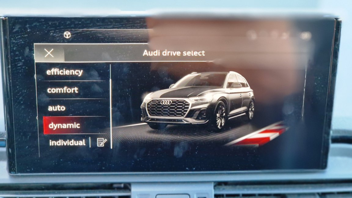 Audi Q5 - Photo 48