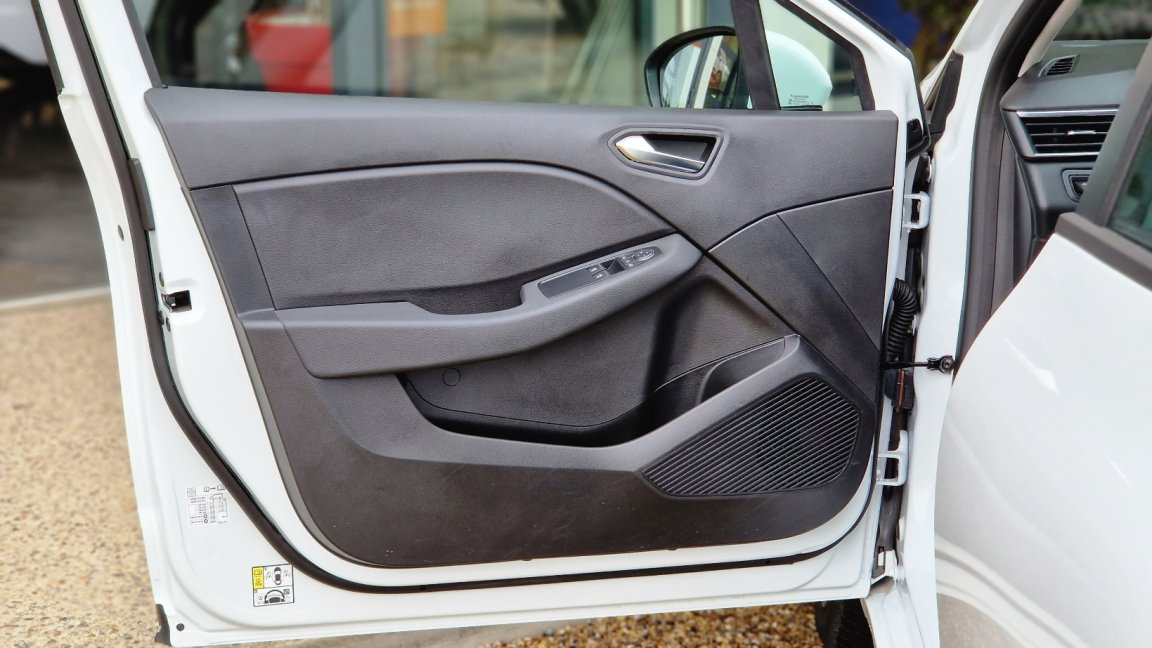Renault Clio - Photo 18