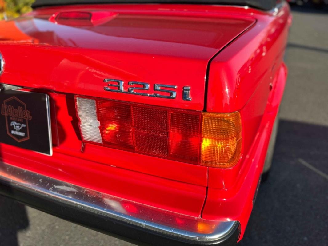 BMW Série 3 - Photo 17