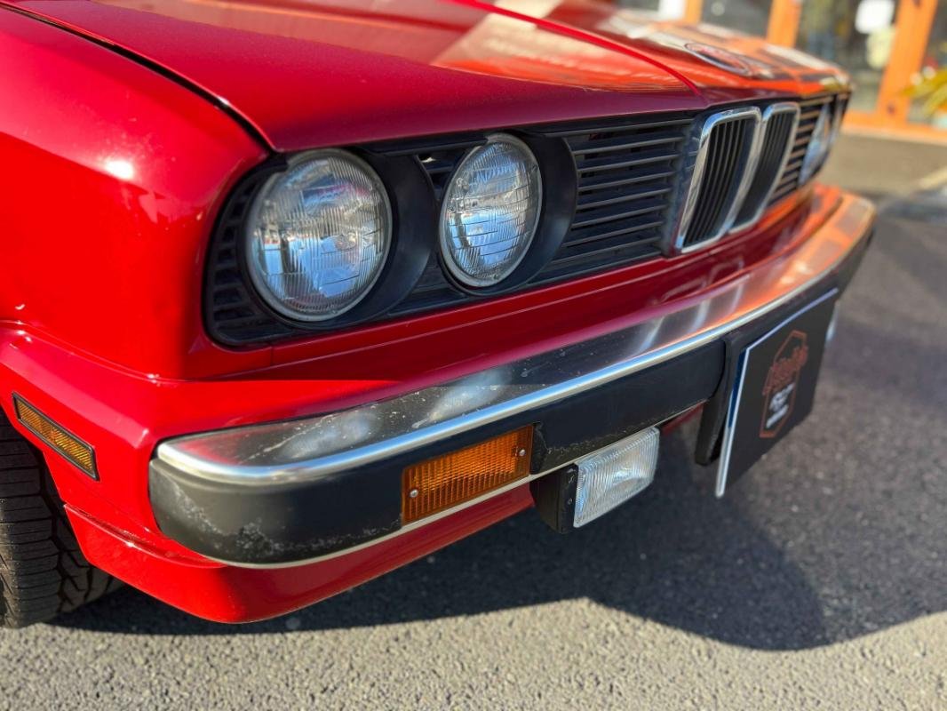 BMW Série 3 - Photo 22