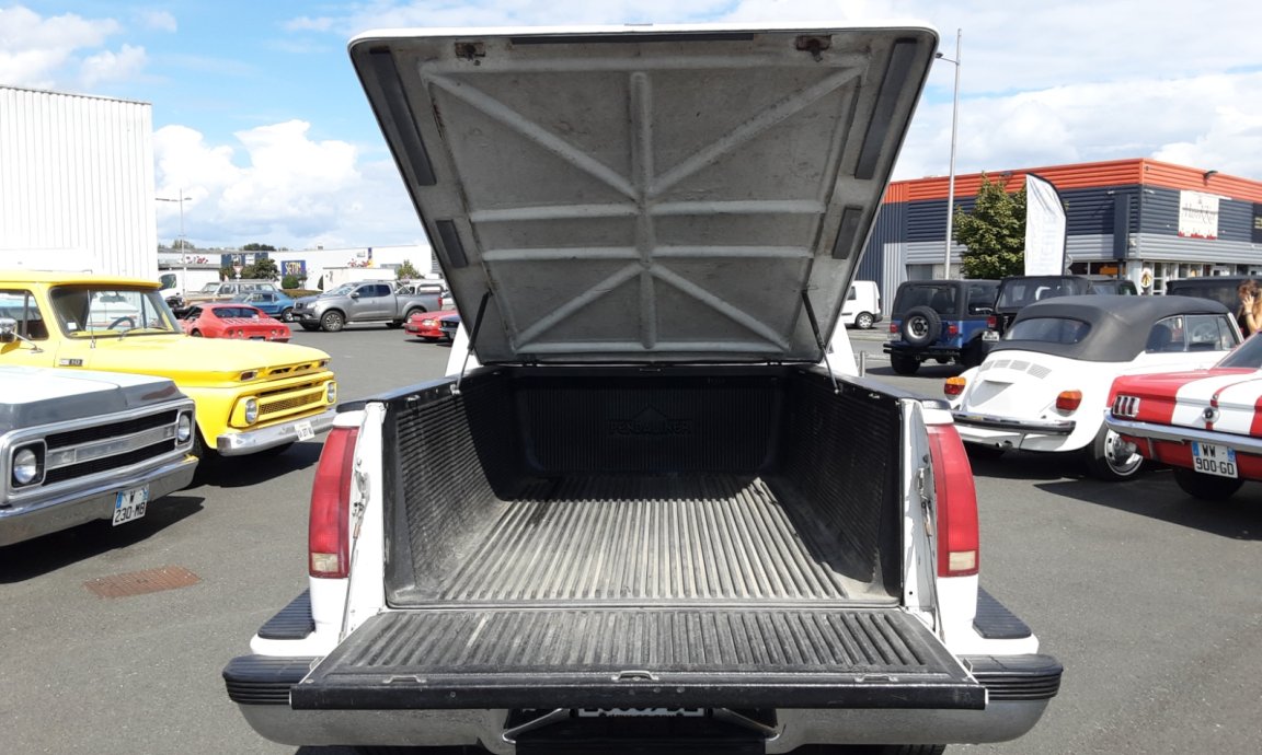 GMC Sierra - Photo 12