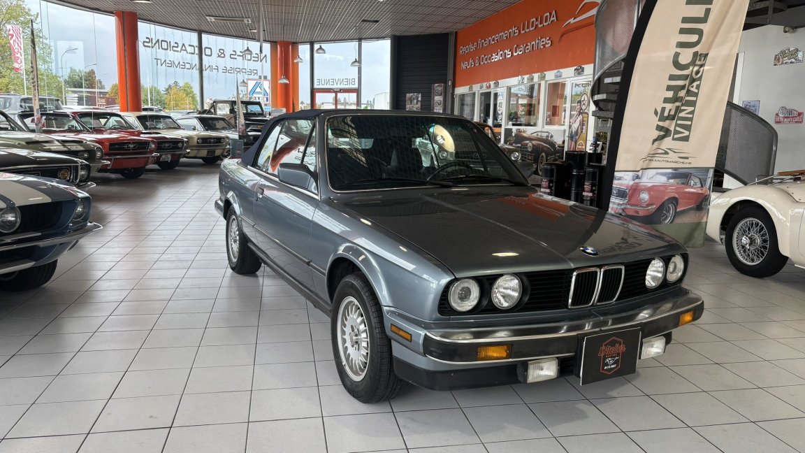 BMW Série 3 - Photo 1