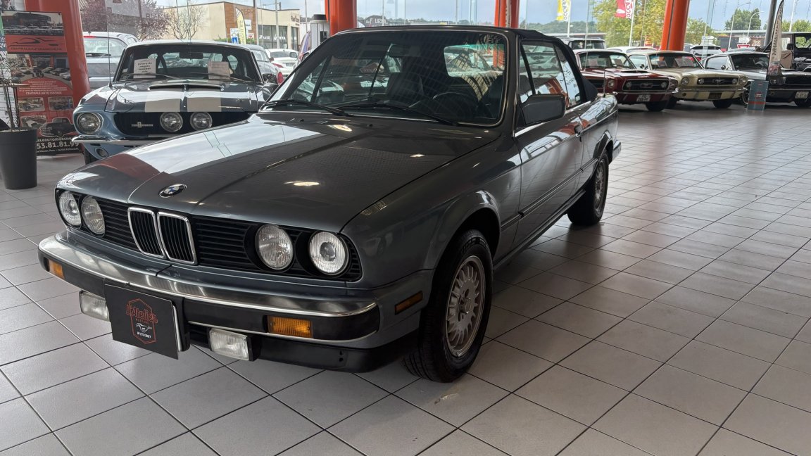 BMW Série 3 - Photo 13