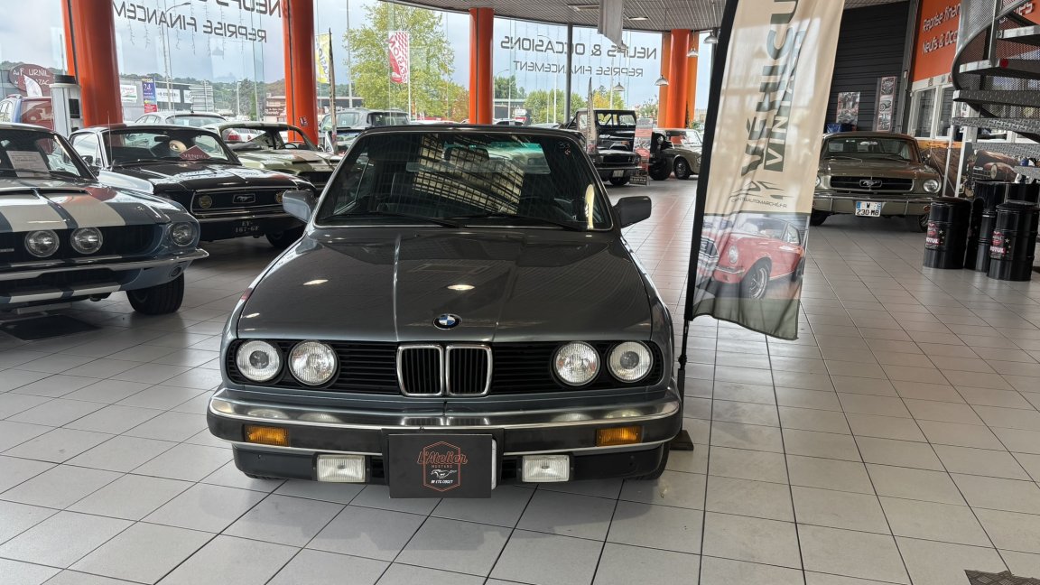 BMW Série 3 - Photo 7
