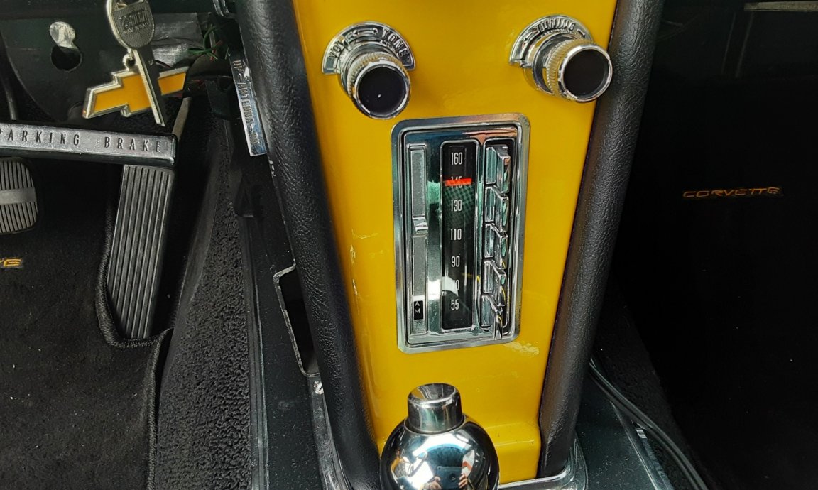 Chevrolet Corvette - Photo 15