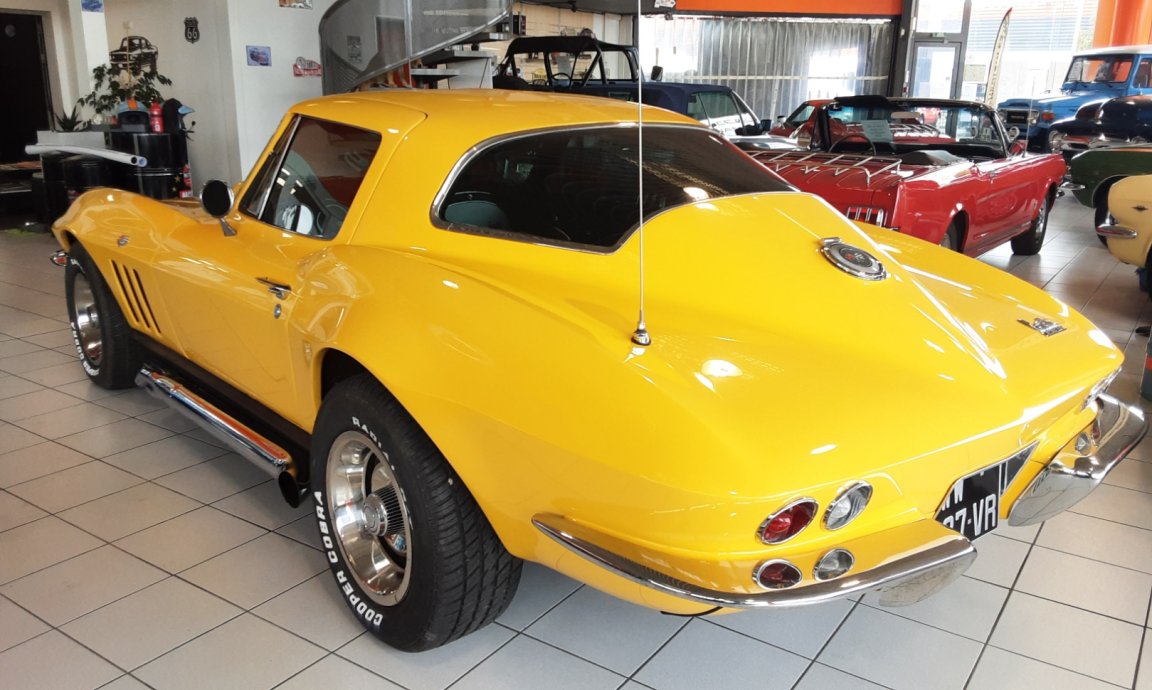 Chevrolet Corvette - Photo 34