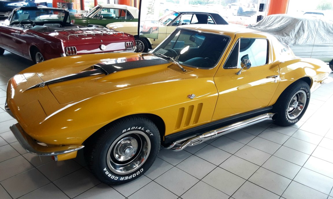 Chevrolet Corvette - Photo 4