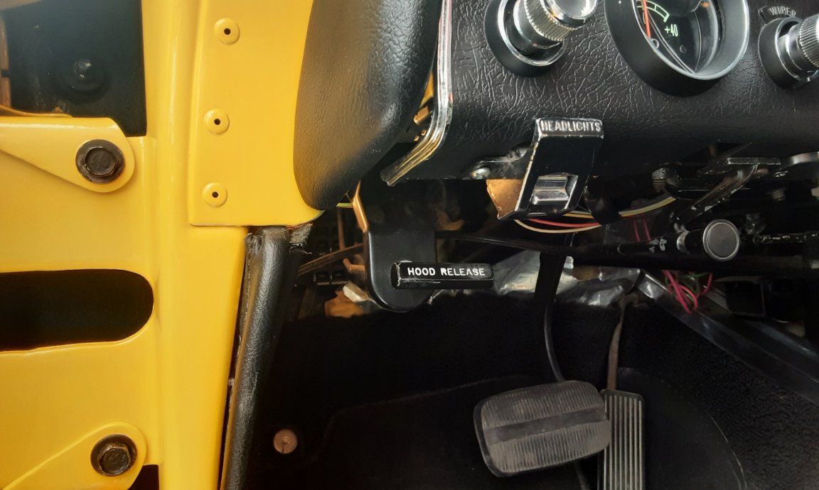 Chevrolet Corvette - Photo 10
