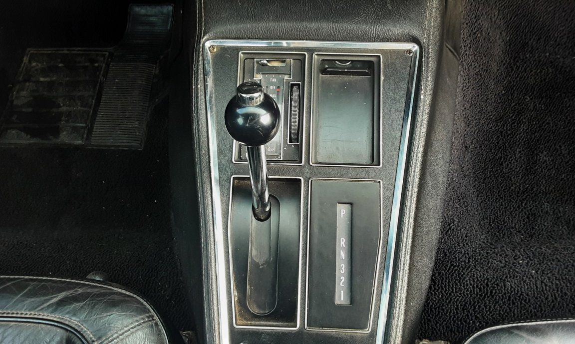 Chevrolet Corvette - Photo 13
