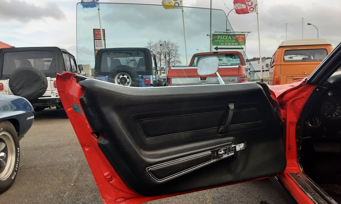 Chevrolet Corvette - Photo 5
